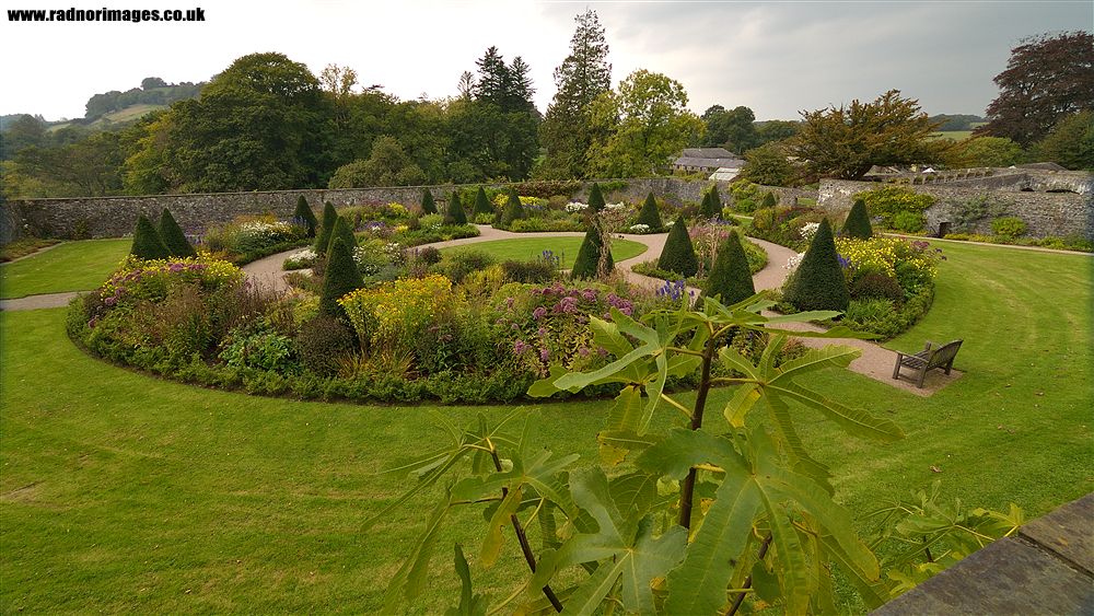Aberglasney Gardens